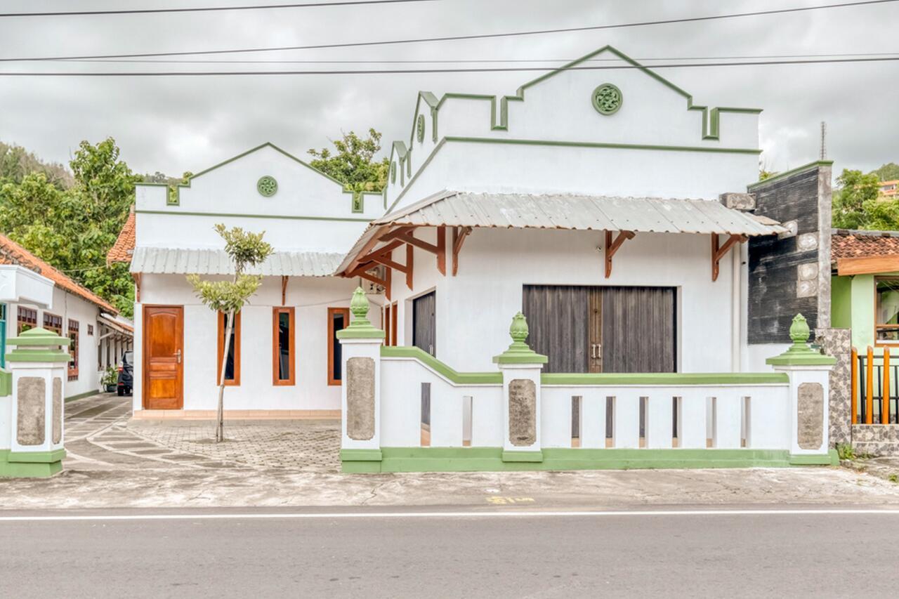 Reddoorz Near Wisata Pantai Parangtritis Kretek Exterior photo